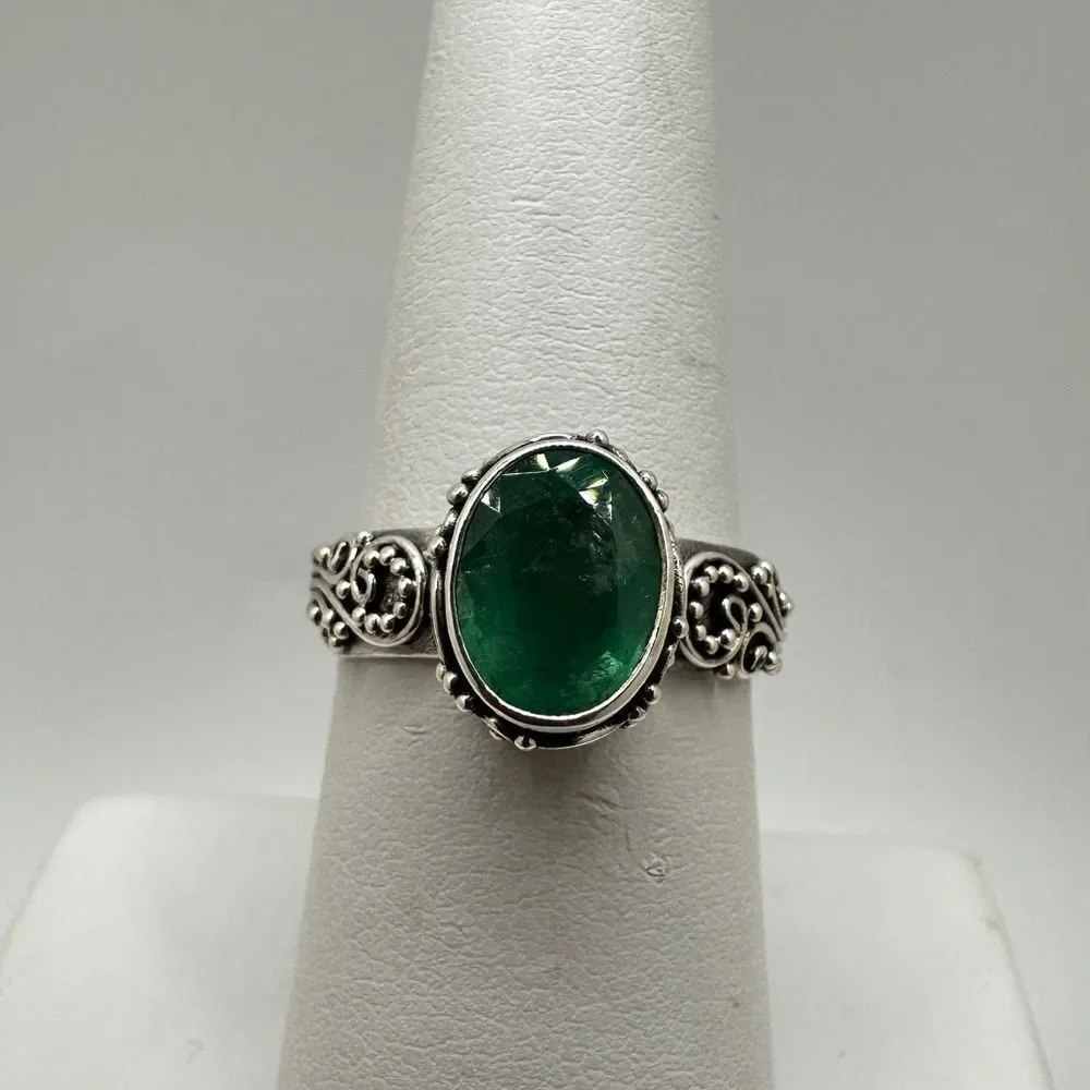 NWT 2.1ct‎ oval cut Emerald in Bali sterling silver!